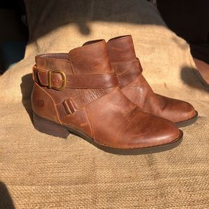 Born Trinculo Grand Canyon Boot Bootie NWOT